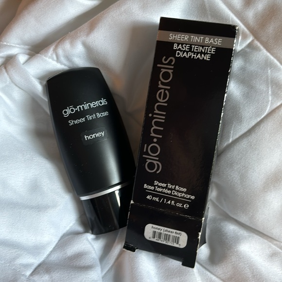 Glo minerals sheer tint - Picture 4 of 7